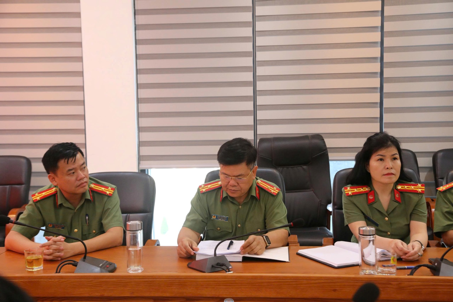 G:\VIET DUNG\ANH\NAM 2026\PA03\24.4.2026_BCA KÝ QUY CHẾ PHỐI HỢP VỚI BỘ NỘI VỤ\gen-h-z7971796663207_8d09861717af8394cddda4f0a452dce9.jpg