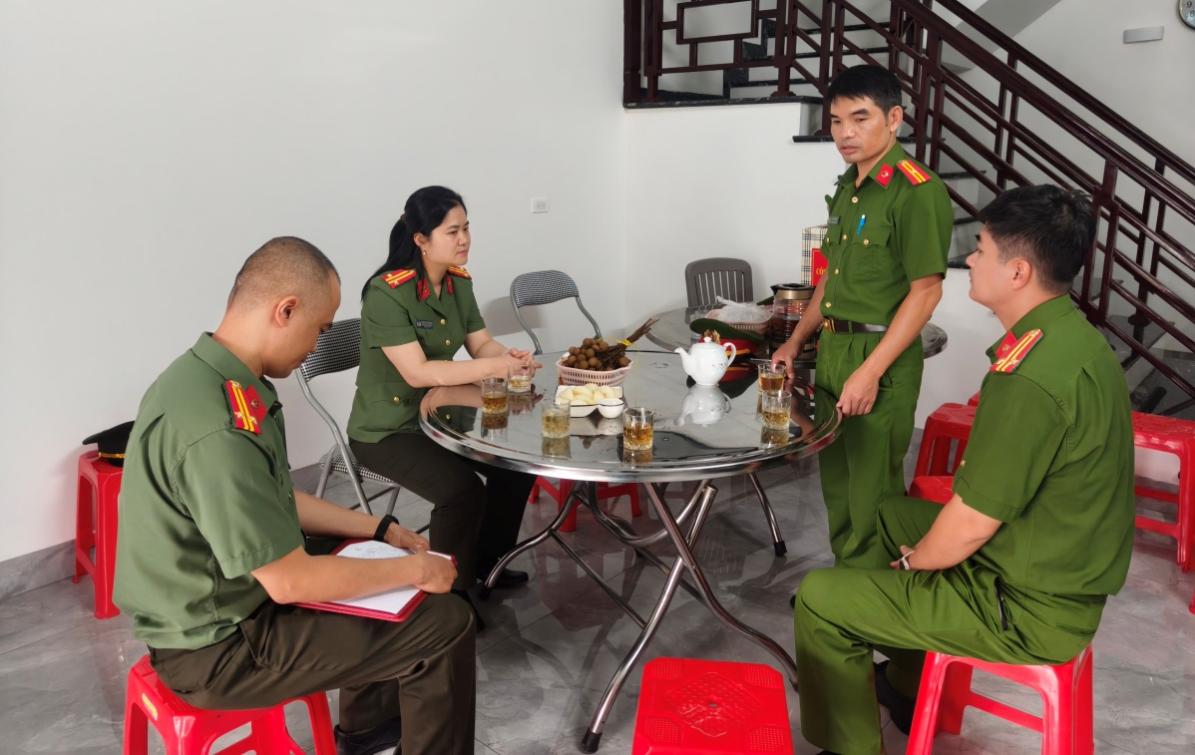D:\4. Bài viết\Nhà tình nghĩa\1784273700571.jpg