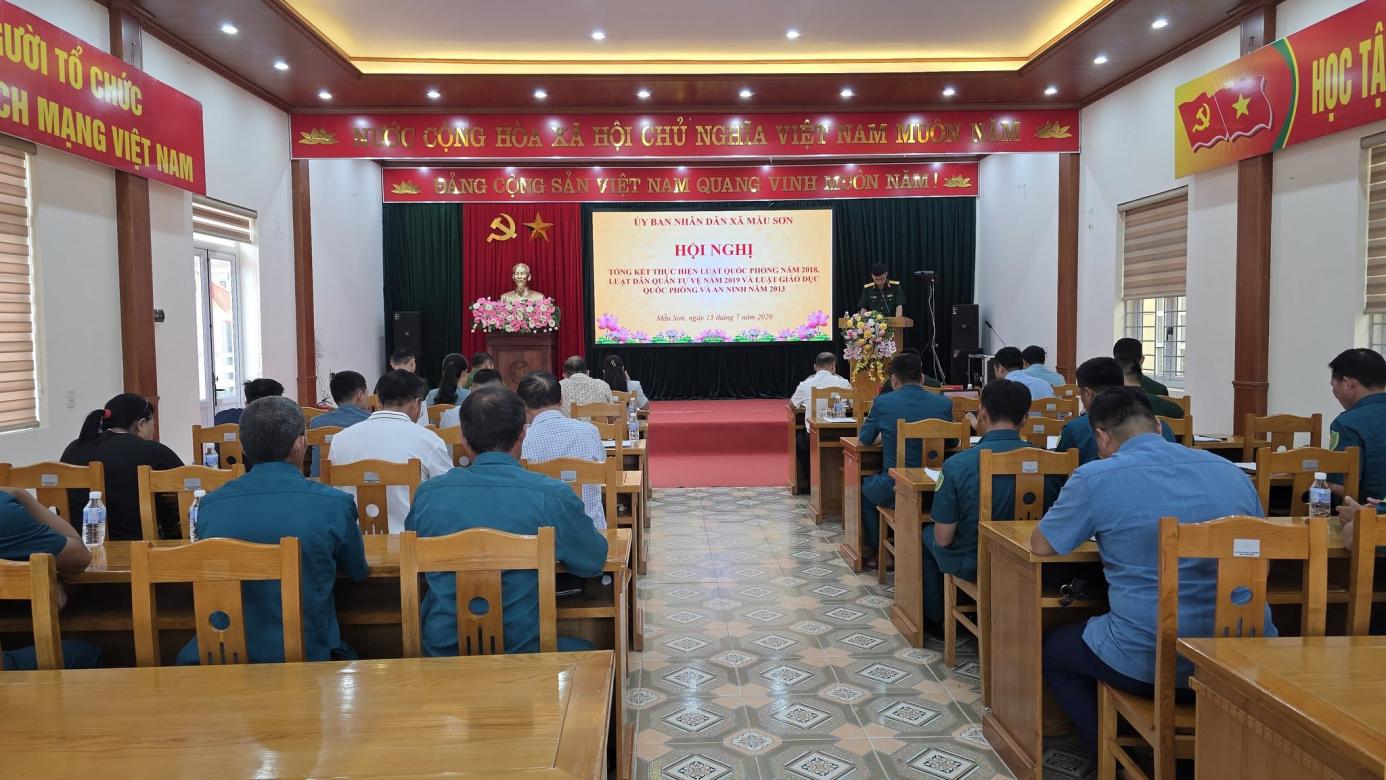 Có thể là hình ảnh về văn bản