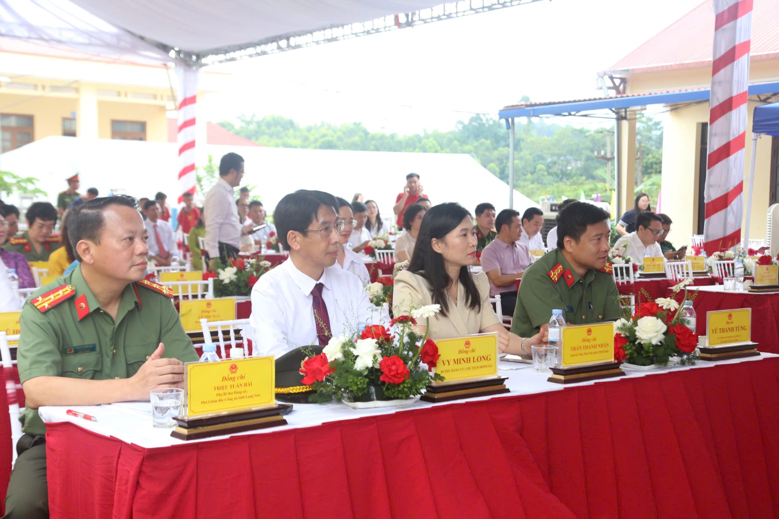 G:\VIET DUNG\ANH\NAM 2026\CONG AN TINH\07.8.2026_KHÁNH THÀNH TRƯỜNG MẦM NON BA SƠN+KHÁM BỆNH\gen-h-z8126150995516_83a8a62b1b42f88404c9e6e78b77d9fc.jpg