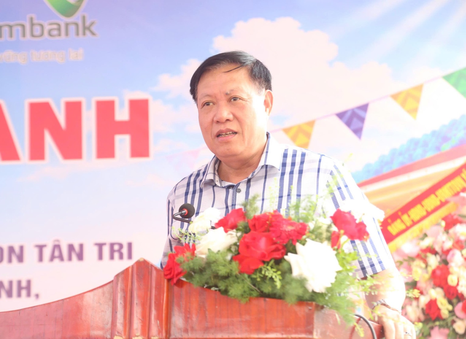 G:\VIET DUNG\ANH\NAM 2026\CONG AN TINH\07.8.2026_KHÁNH THÀNH TRƯỜNG MẦM NON BA SƠN+KHÁM BỆNH\gen-h-z8126150393371_bcadcd348c980731d95527037dbec44f.jpg