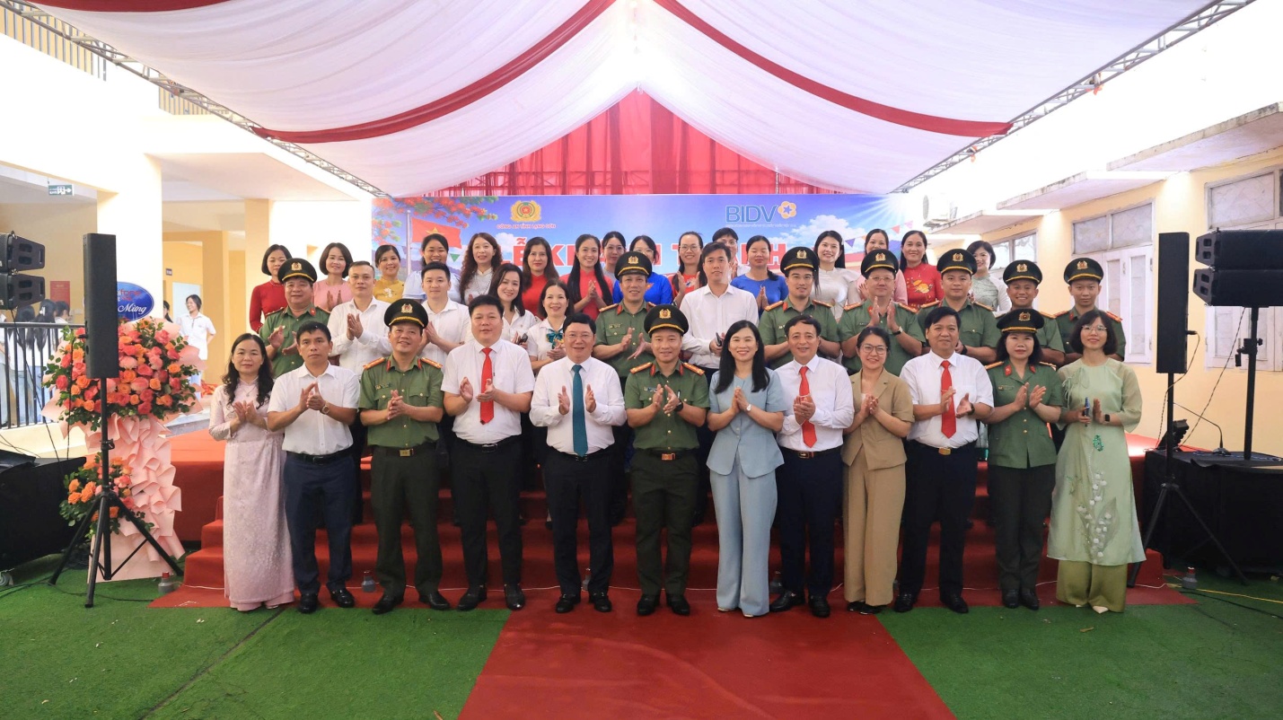 D:\ANH KHOA\CHUYEN MUC\THANG 8\CM 15-8\ANH\1786583999026_1564763068992844210_5799348285966383230_h.jpg