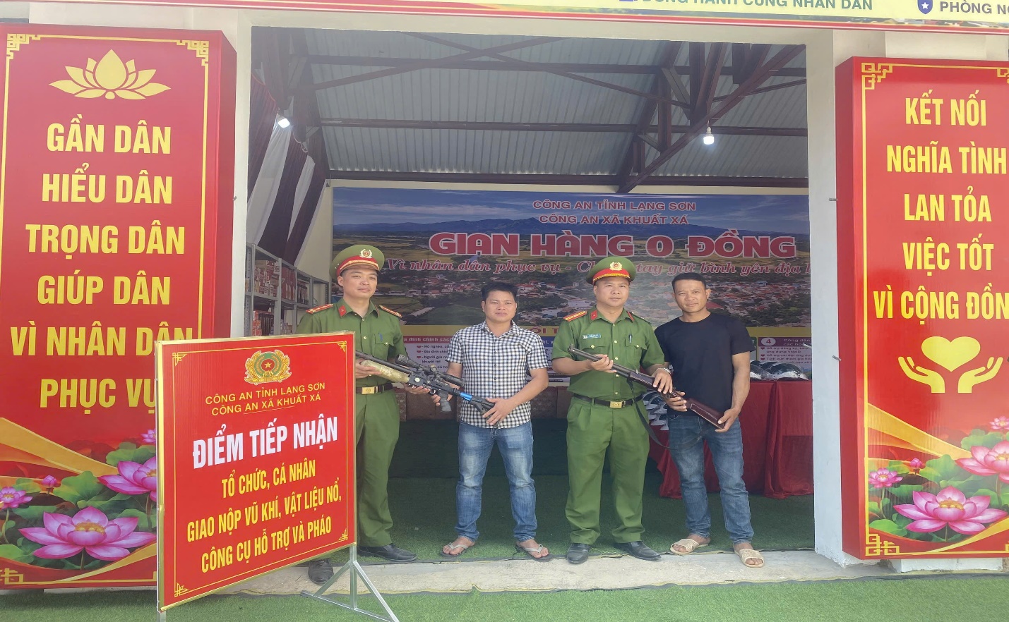 D:\Thao\PV01\Tin bài Trang Thông tin điện tử CAT\Tháng 11\Gian hàng 0 đồng 19.10\ảnh 2.jpg